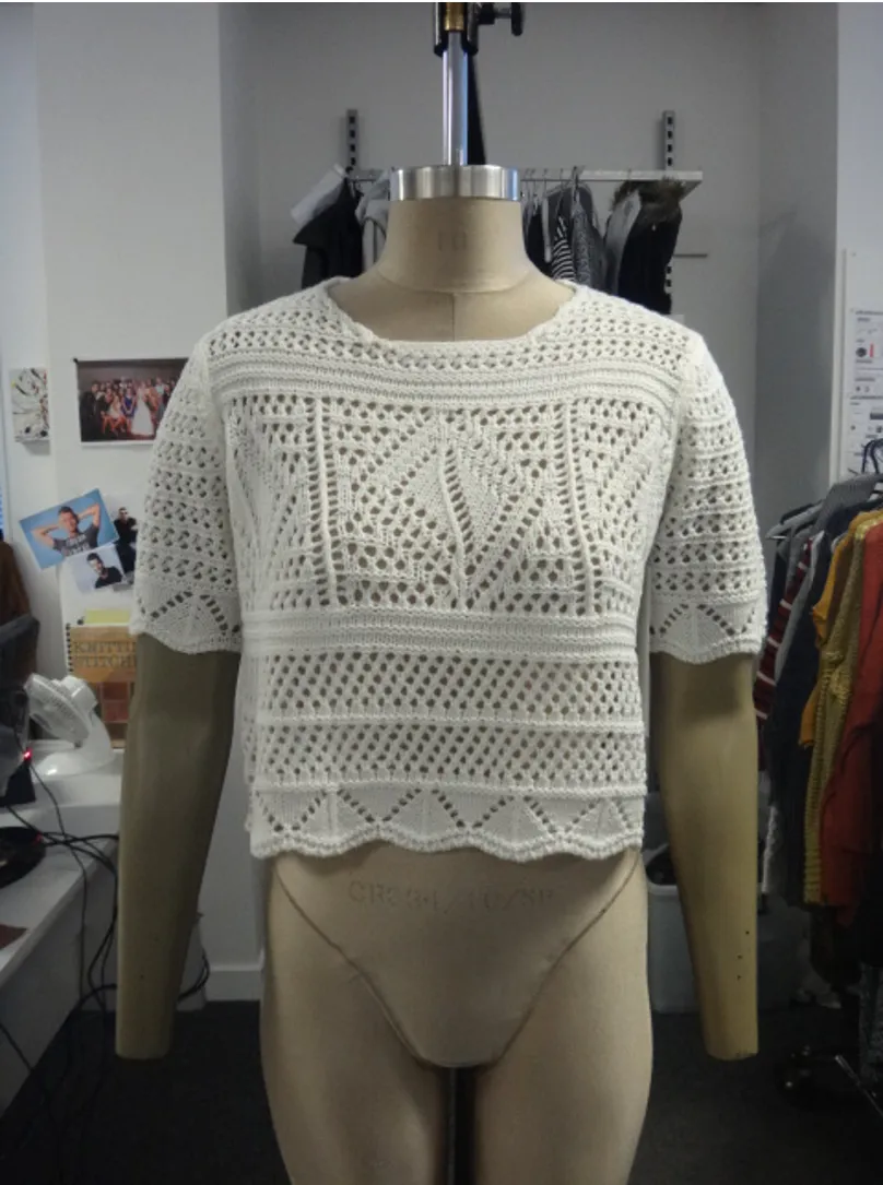 ABUNDANCE KNIT CROP TOP
